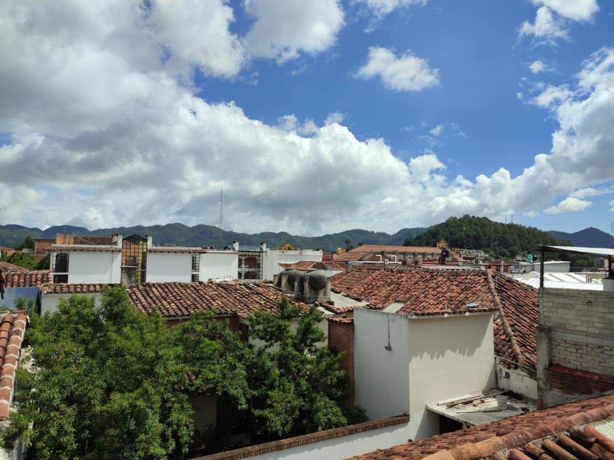 Hostal Ikal San Cristobal de las Casas Exterior photo